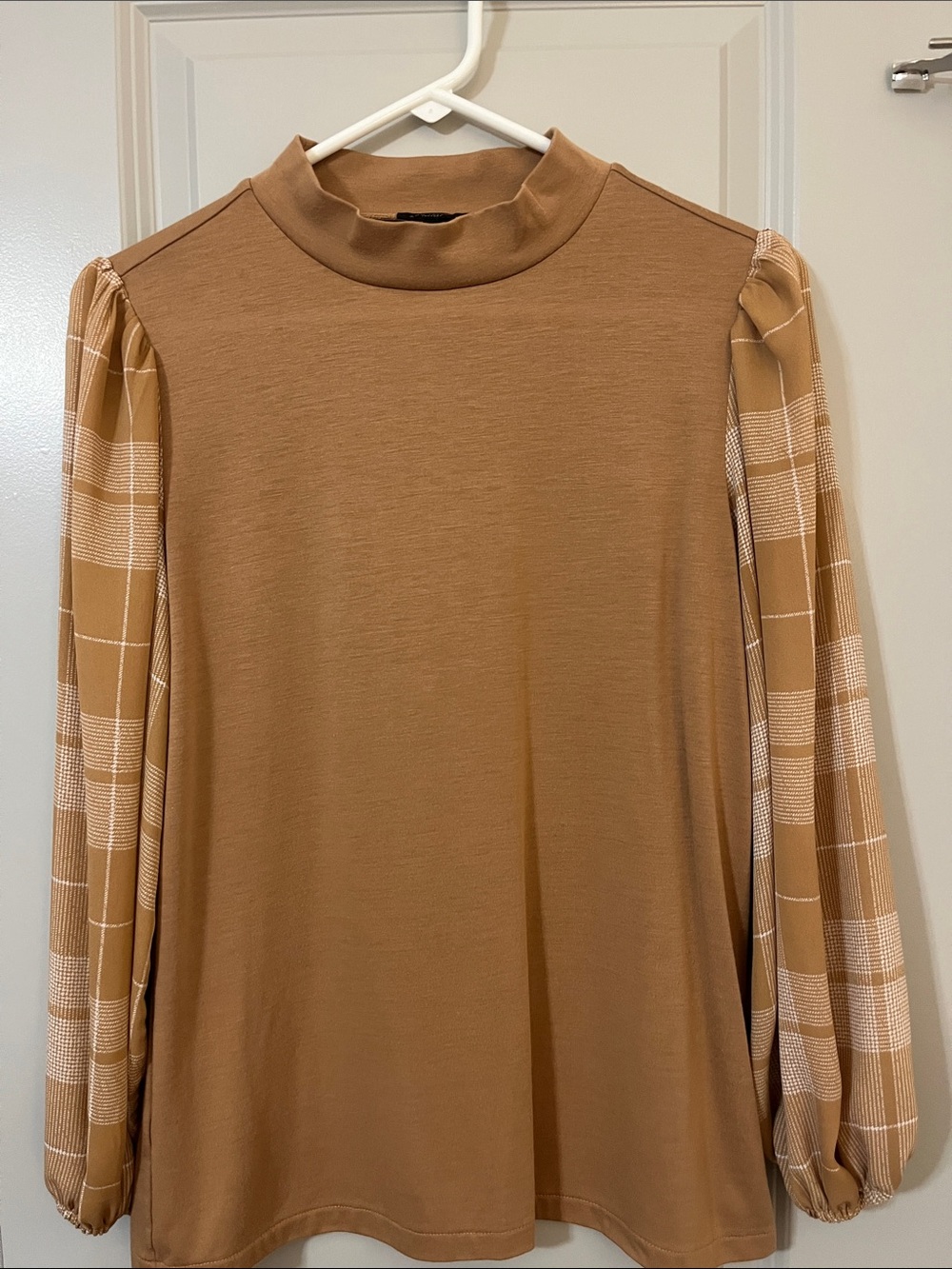 Ann Taylor Factory Tan Mock Neck Top with Plaid Balloon Sleeves